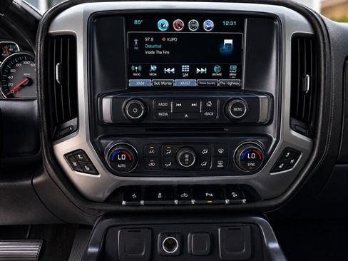 Used 2017 Chevrolet Silverado 2500 LTZ w/ Midnight Edition AWD/4WD image 16