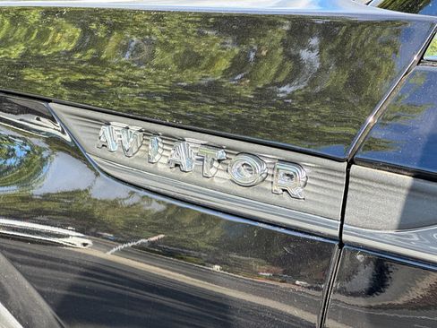 New 2026 Lincoln Aviator AWD image 27