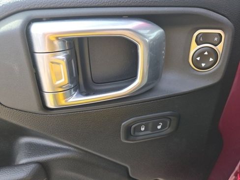 Used 2024 Jeep Wrangler Sport S image 30