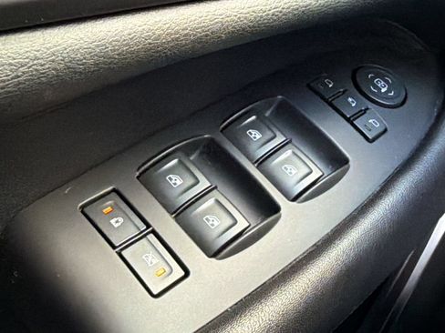 Used 2019 Cadillac Escalade Luxury AWD/4WD image 28