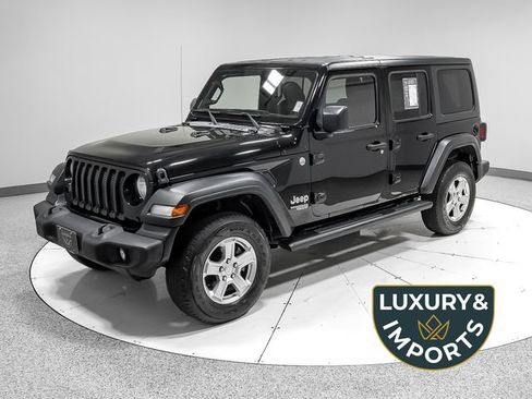 Used 2019 Jeep Wrangler Unlimited Sport S AWD/4WD image 1
