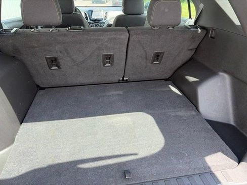Used 2022 Chevrolet Equinox LS AWD/4WD image 33