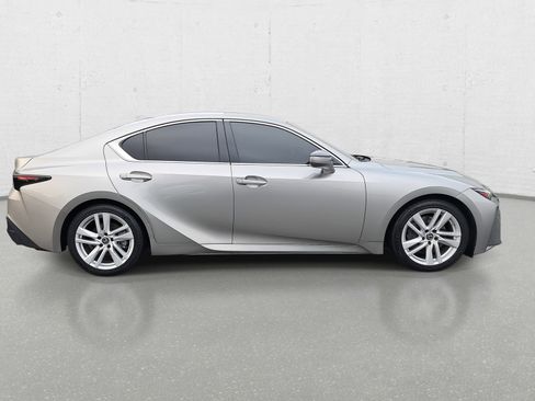 Used 2021 Lexus IS 300 image 4