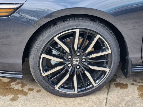 New 2026 Honda Accord Touring image 8