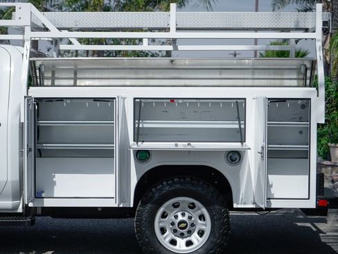 Used 2021 Chevrolet Silverado 3500 W/T w/ WT Convenience Package AWD/4WD image 6