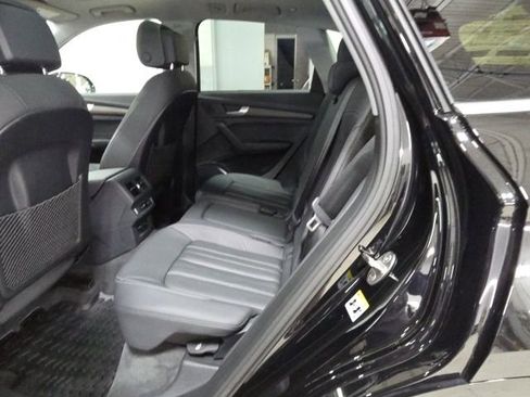 Used 2024 Audi Q5 2.0T Premium image 40