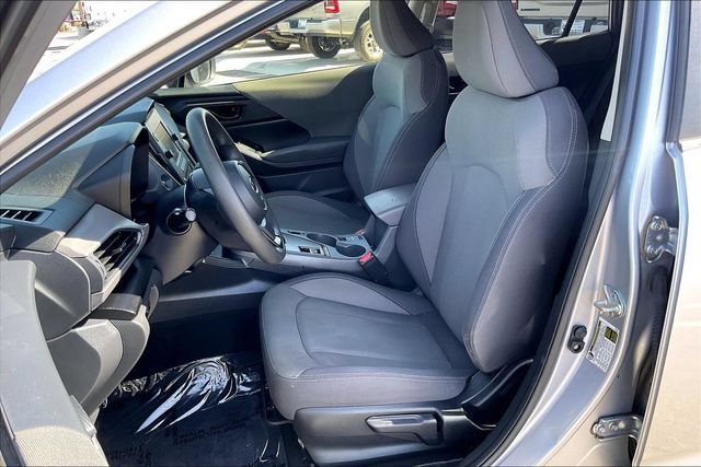 Used 2024 Subaru Crosstrek 2.0i AWD/4WD image 23