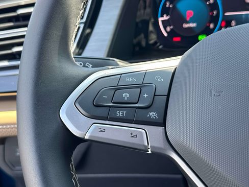 New 2026 Volkswagen Atlas Cross Sport SE AWD/4WD image 17
