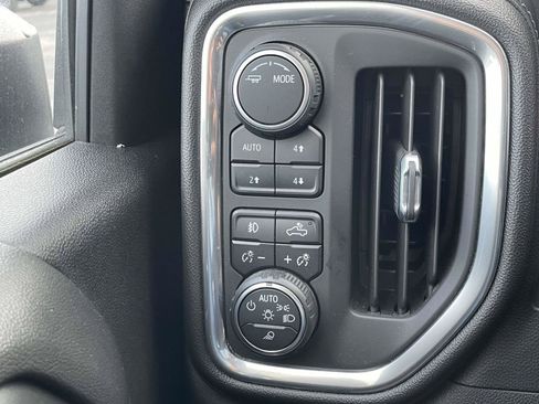 Used 2020 Chevrolet Silverado 2500 LTZ w/ LTZ Premium Package AWD/4WD image 30