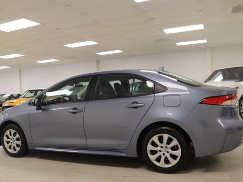 Used 2022 Toyota Corolla LE image 10