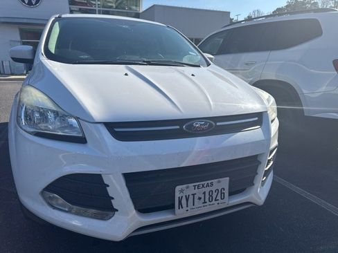 Used 2016 Ford Escape SE image 7