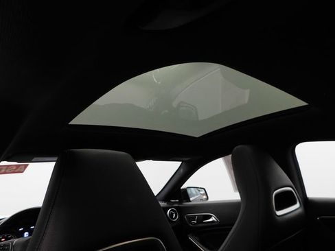 Used 2019 Mercedes-Benz CLA 250 4MATIC w/ Premium Package image 18