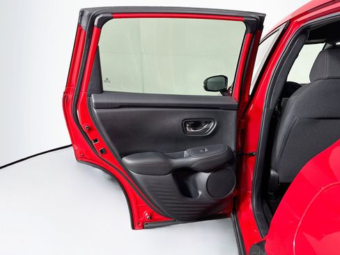 Used 2025 Honda HR-V Sport image 25