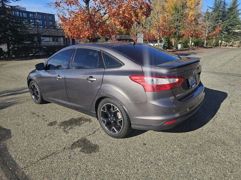 Used 2013 Ford Focus SE image 3