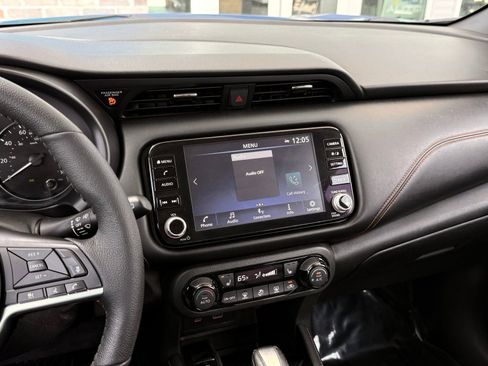 Used 2021 Nissan Kicks SR w/ SR Premium Package FWD image 42
