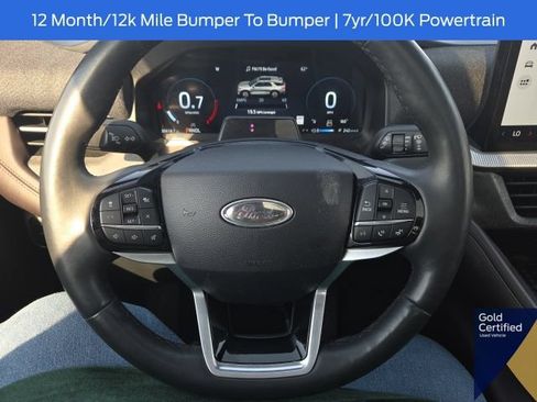 Used 2025 Ford Explorer Platinum w/ LUX Leather Package AWD/4WD image 40