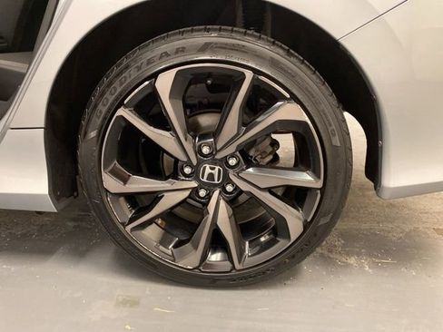 Used 2019 Honda Civic Sport image 24