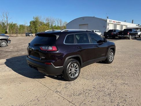 Used 2021 Jeep Cherokee Latitude Lux w/ Comfort/Convenience Group AWD/4WD image 4