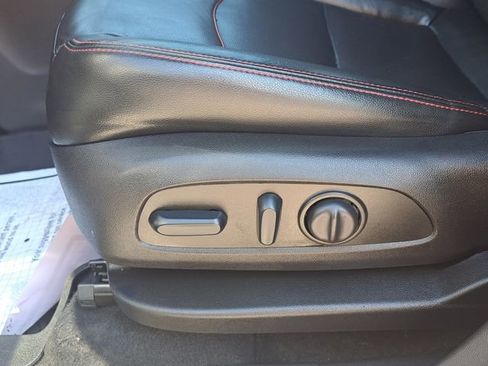 Used 2023 Chevrolet Equinox RS w/ RS Leather Package FWD image 15