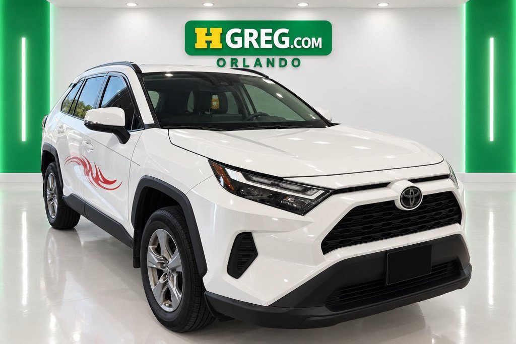 Used 2024 Toyota RAV4 XLE w/ Convenience Package FWD image 6