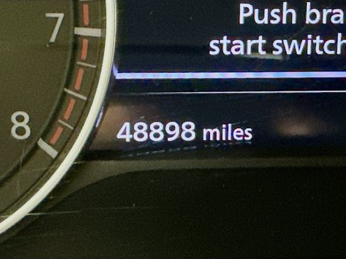 Used 2024 Nissan Pathfinder SV image 19