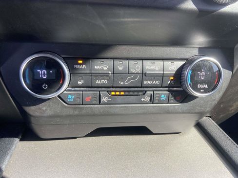 Used 2019 Ford Expedition XLT w/ Equipment Group 202A image 29