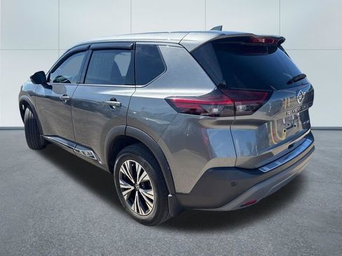 Used 2021 Nissan Rogue SV AWD/4WD image 2