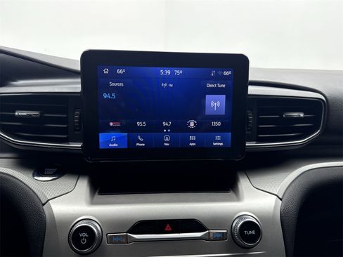 Used 2022 Ford Explorer XLT w/ Equipment Group 202A image 22