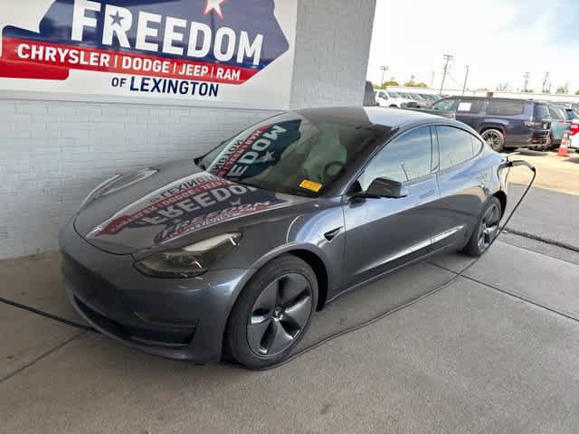 Used 2023 Tesla Model 3 Standard Range RWD image 2
