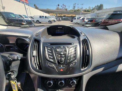 Used 2016 Ford Escape S FWD image 13