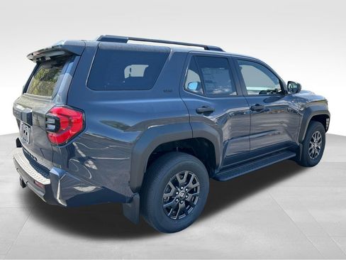 New 2026 Toyota 4Runner SR5 AWD/4WD image 5