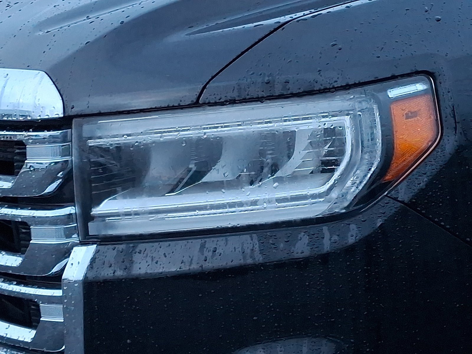 Certified 2023 GMC Acadia SLE FWD image 9