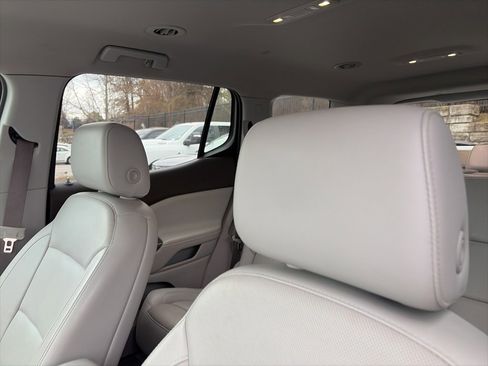 Used 2019 GMC Acadia SLT image 22