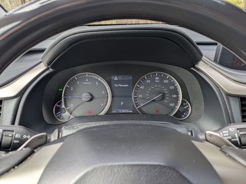 Used 2020 Lexus RX 350 AWD w/ Luxury Package image 18