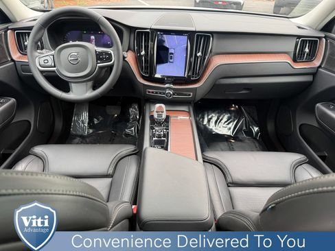 Certified 2023 Volvo XC60 B6 Ultimate w/ Protection Package Premier AWD/4WD image 2