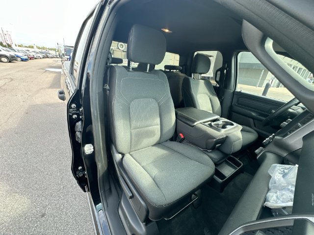 Used 2024 RAM 1500 Tradesman AWD/4WD image 27