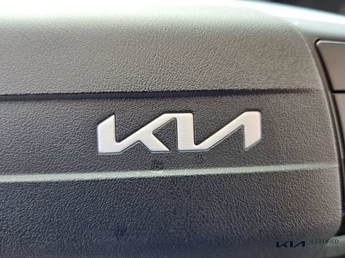Certified 2025 Kia K4 EX FWD image 28