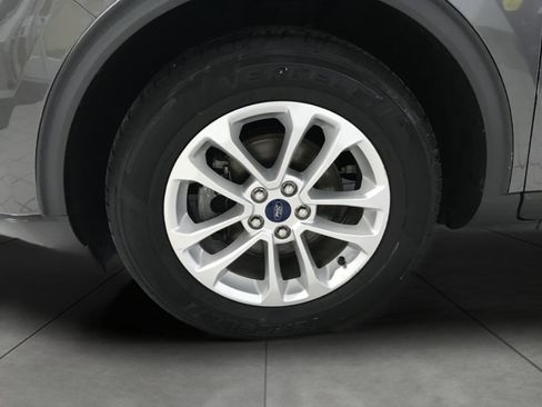 Used 2020 Ford Escape SE image 4