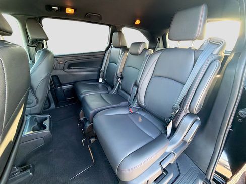 Used 2025 Honda Odyssey Sport-L image 22