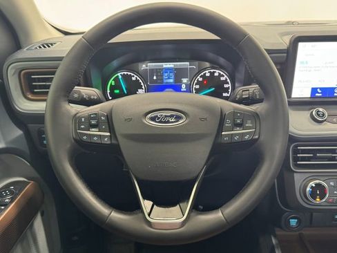 Used 2023 Ford Maverick Lariat w/ Lariat Luxury Package image 23