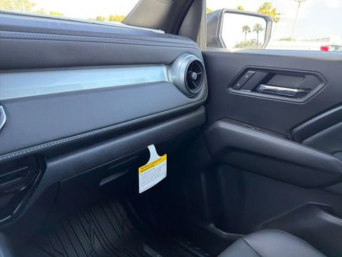 New 2026 Chevrolet Colorado LT w/ LT Convenience Package RWD image 35