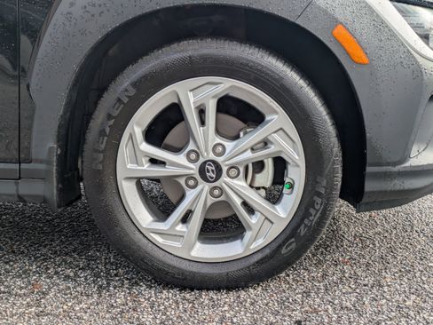 Certified 2023 Hyundai Kona SEL w/ Convenience Package image 11