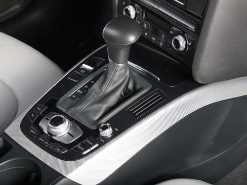 Used 2016 Audi A4 Premium w/ Audi MMI Navigation Plus AWD/4WD image 42