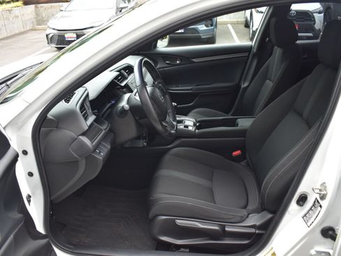 Used 2017 Honda Civic Sport image 18