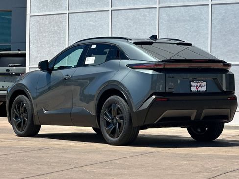 New 2026 Toyota C-HR AWD/4WD image 6