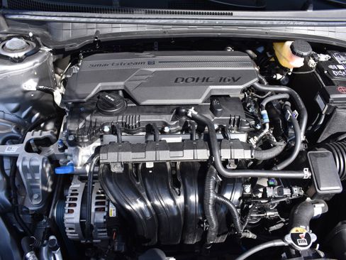 Used 2025 Kia K4 LXS image 33