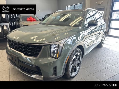 Used 2025 Kia Sorento EX image 1