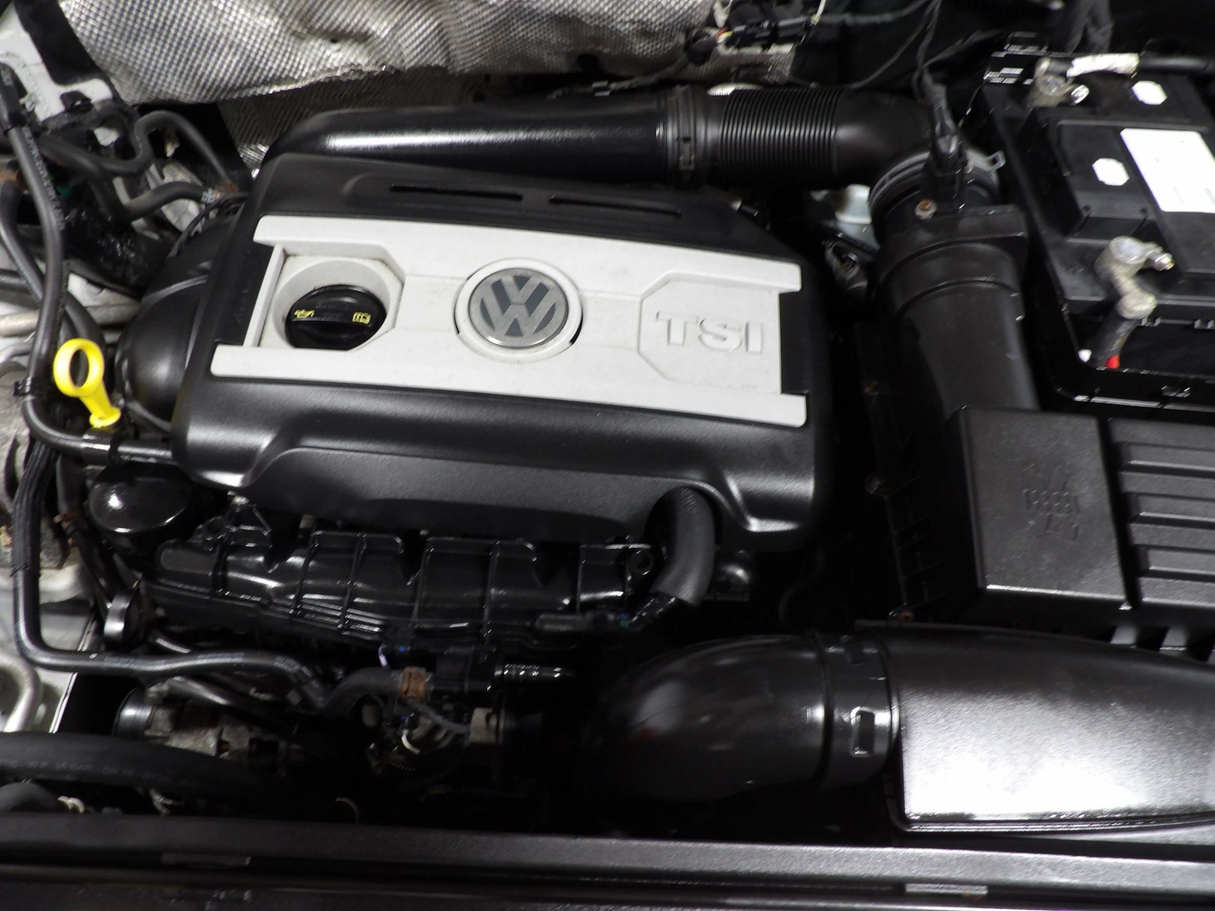 Used 2015 Volkswagen Tiguan SEL AWD/4WD image 20
