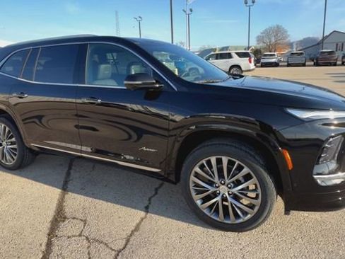 New 2026 Buick Enclave Avenir w/ Super Cruise Package image 36