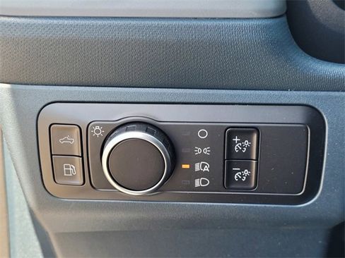 New 2025 Ford Maverick XL w/ Equipment Group 102A image 9